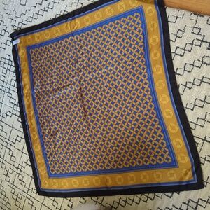 Twin Hill silk scarf